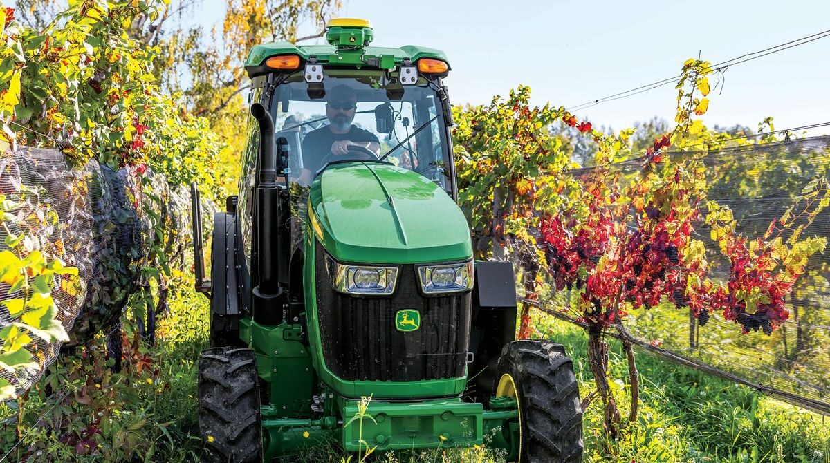 I Fixed a Tractor Using John Deere’s Self-Repair Service. Farmers Aren’t Sold on It